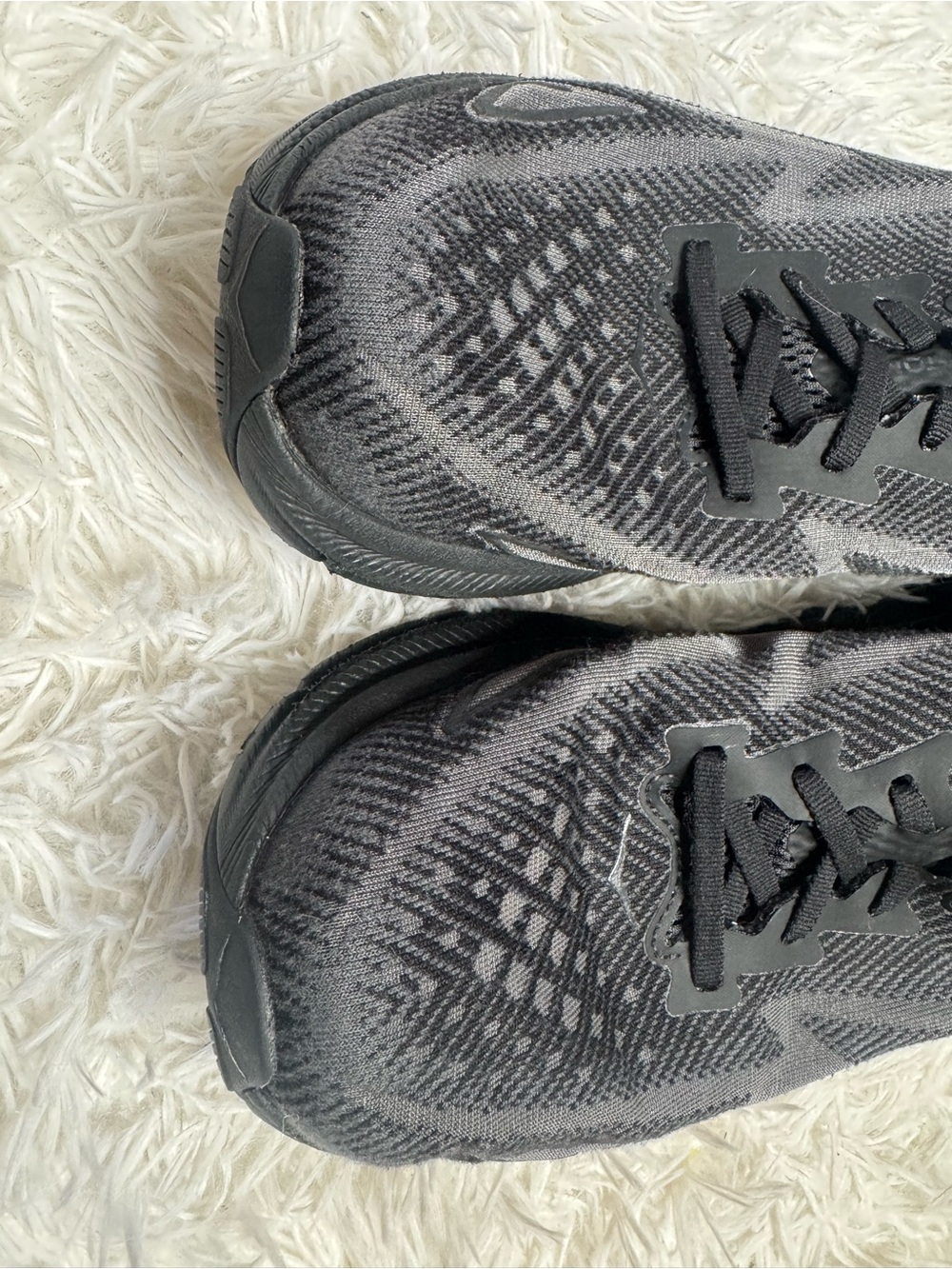 HOKA Clifton 9 running shoes All Black - Picture 5 of 6